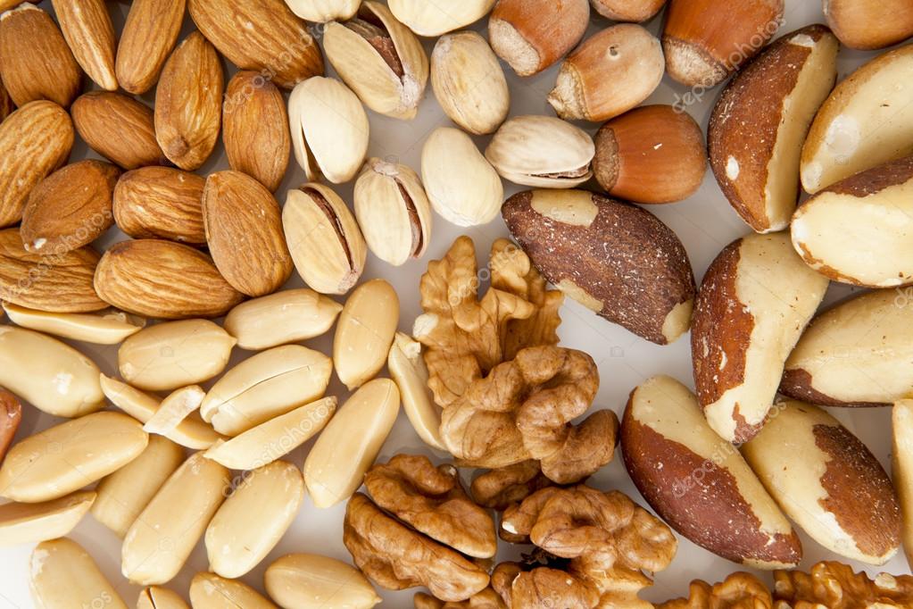 Makan Kacang Buat Jerawat? Ini Faktanya!