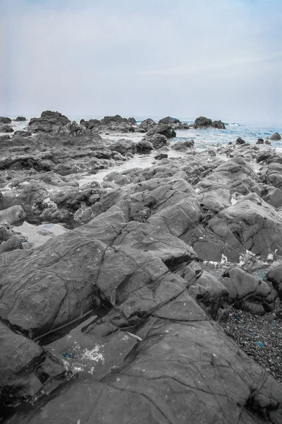 Rocce in riva al mare a Pomos, Cipro — Foto Stock