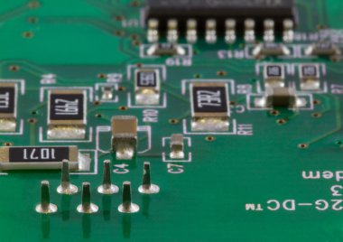 Elektronik bileşenleri ile elektronik baskılı devre kartı