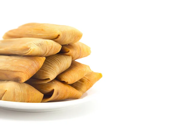 Tamales Enveloppées Maison Isolées Sur Fond Blanc — Photo