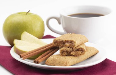 Beyaz Arkaplanda Tüm Tahıl Kahvaltı Çubuğu