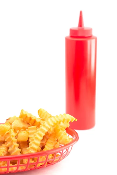 Crinkle Fries Geïsoleerd Een Witte Achtergrond — Stockfoto