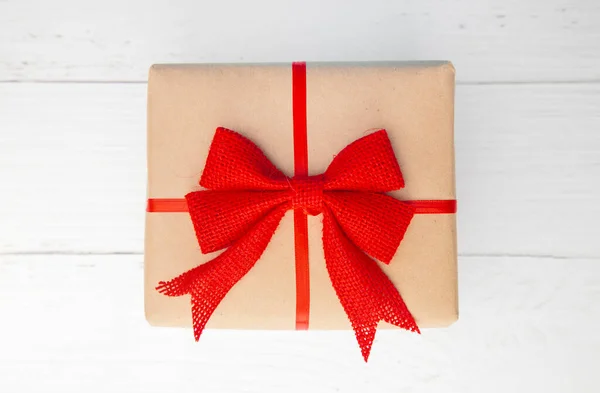 Beautifully Wrapped Kraft Paper Red Ribbon Large Bow — 스톡 사진