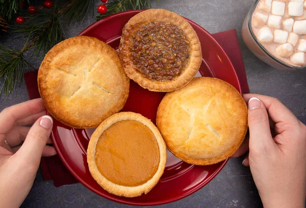 Holiday Table Set Various Flavors Fresh Baked Pies — Stock Photo, Image