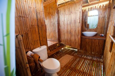 banyo bambu duvar duşakabin ve küvet