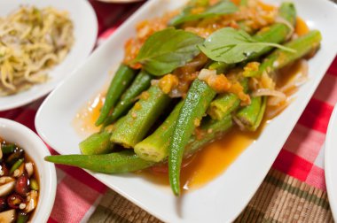 Gıda: Tavada kızartılmış sebzeler