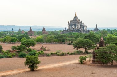 Pagoda manzara Bagan, Myanmar Akdağ
