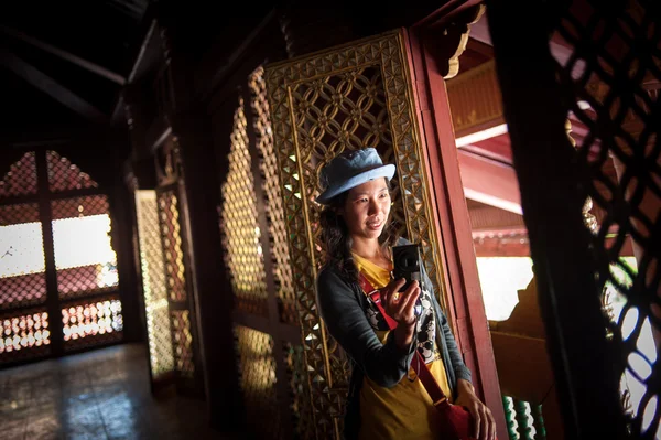 Palacio de Mandalay en la ciudad de Mandalay de Myanmar Birmania — Foto de Stock