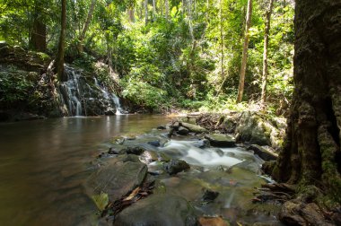 Chanthaburi il Asya Güneydoğu Asya'da güzel şelale 