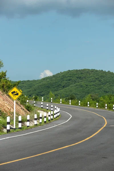 Asphalt Road Landscape Rocks Sunny Sky Clouds Beautiful Asphalt Road — Stock Photo, Image