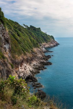 Doğu Tayland 'ın Rayong ilindeki Khao Laem Ya-Mu Ko Samet Ulusal Parkı' ndaki Thalu adası. Tayland 'daki güzel deniz.