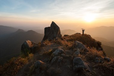 gündoğumu zevk yürüyüşçü