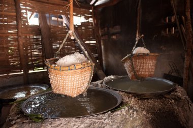 Kaynar kaya tuzu Nan Eyaleti, Tayland
