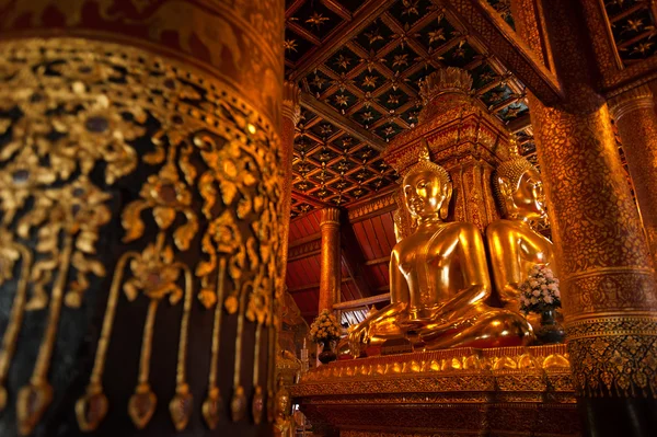 Buda Imagen de Wat Phu Mintr, provincia de Nan, Tailandia — Foto de Stock