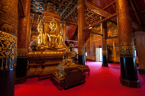 Buda Imagen de Wat Phu Mintr, provincia de Nan, Tailandia — Foto de Stock