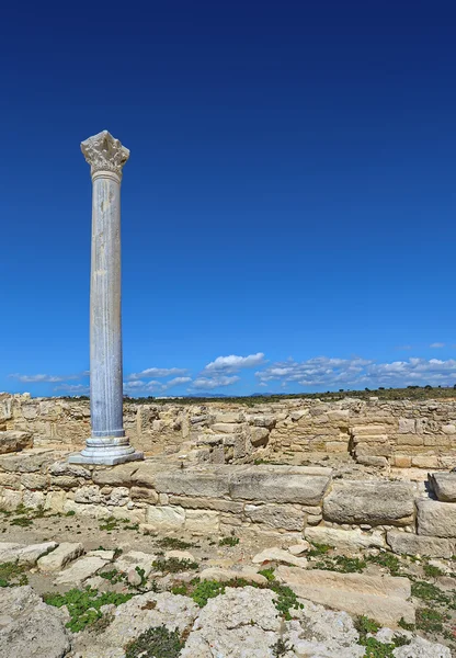 Vista das ruínas da antiga cidade grega Kourion (sítio arqueológico) perto de Limassol, Chipre — Fotografia de Stock