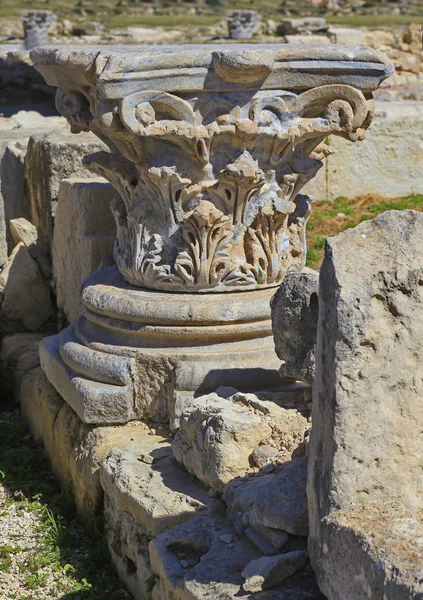 Vista das ruínas da antiga cidade grega Kourion (sítio arqueológico) perto de Limassol, Chipre — Fotografia de Stock