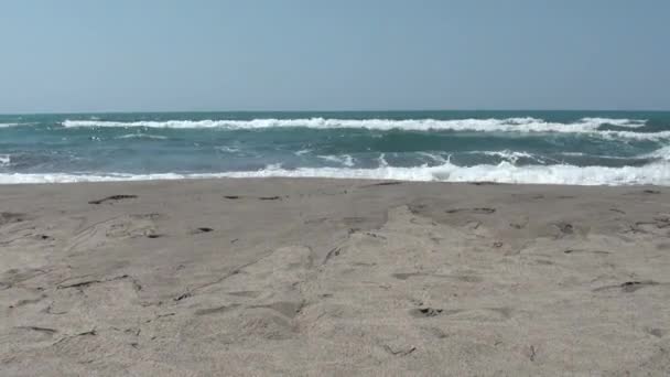 Mer de sable et ciel un tiers — Video