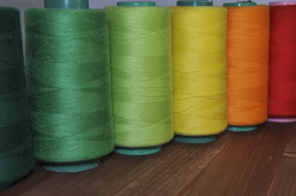 Red, Green, Yellow And Orange Thread — Stock Photo, Image