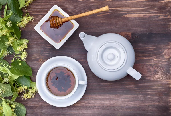 Herbal tea with teapot — Stock Photo, Image