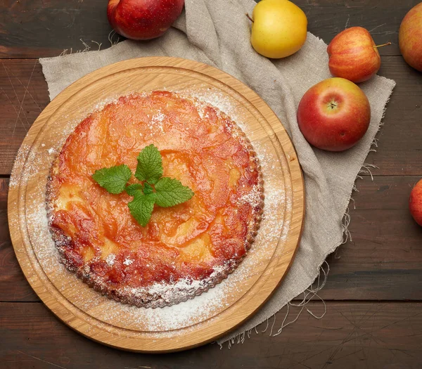 Tarte Aux Pommes Ronde Cuite Four Sur Planche Bois Pommes — Photo