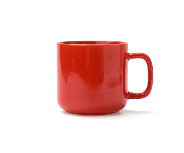 Taza Cerámica Roja Con Mango Aislado Sobre Fondo Blanco Cerca —  Fotos de Stock