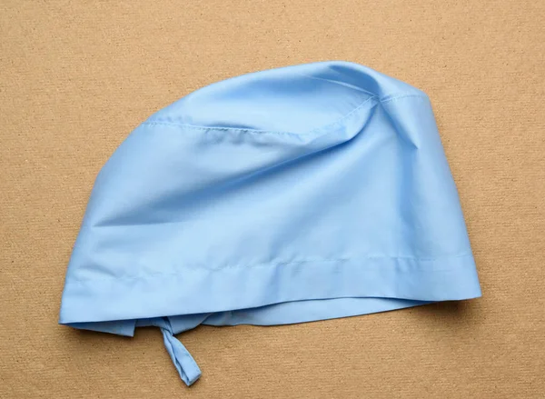 Gorra Médica Textil Azul Con Corbatas Para Médico Cirujano Sobre —  Fotos de Stock