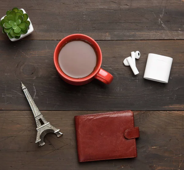 Red Ceramic Mug Black Coffee Leather Brown Wallet Wireless Headphones — Stock Photo, Image