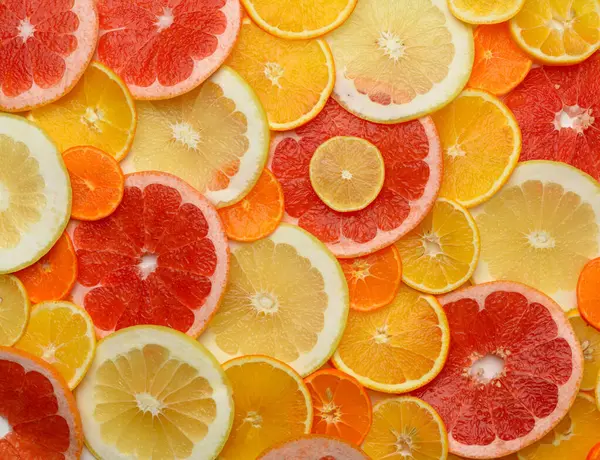 Citrusfrukter Skurna Runda Bitar Apelsin Grapefrukt Citron Mandarin Mogna Och — Stockfoto