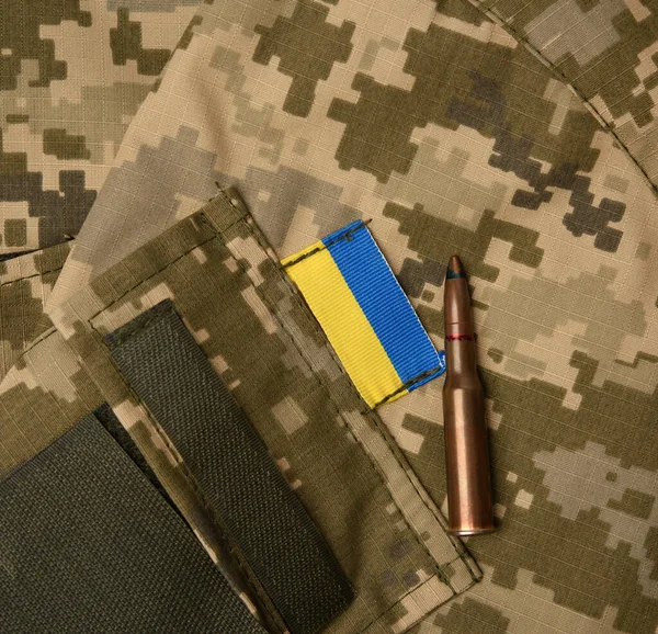 Fragmento Manga Uniforme Soldado Ucraniano Com Bandeira Ucraniano Patrono Quadro — Fotografia de Stock