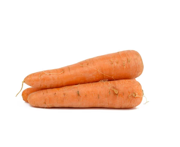 Celá Oranžová Syrová Mrkev Izolovaná Bílém Pozadí Lahodná Zdravá Zelenina — Stock fotografie