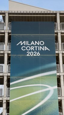 Milan, İtalya - 30 Ocak 2026: Milano Cortina 2026 Olimpiyat Köyü binaları ve Milano 'daki yerleşim alanları, kamusal alanlar ve etkinlik altyapısı