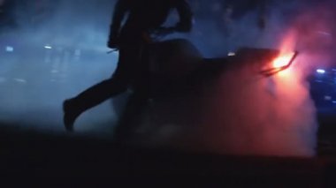 Odessa, Ukrayna - 15 Temmuz: yeni bir karayolu üzerinde sürüklenen motosiklet sürücüsü