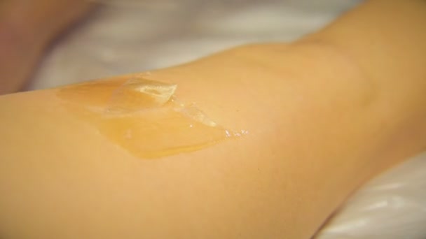 Legs Epilation Process in Gloves in Salon — Stock Video