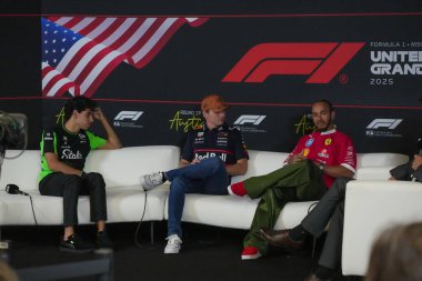 Gabriel Bortoleto (BRA) Stake F1 Team Sauber Max Verstappen (NED) - Oracle Red Bull Racing - Red Bull RB21 - Honda RBPT Lewis Hamilton (GBR) - Scuderia Ferrari - Ferrari SF-25 - Ferrari Formula 1 MSC Cruises United States Grand Prix