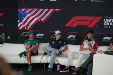  Fernando Alonso (ESP) - Aston Martin Aramco F1 Team - Aston Martin AMR25 - Mercedes Franco Colapinto (ARG) - Alpine F1 Oliver Bearman (GBR) - Formula 1 MSC Cruises United States Grand Prix 2025, Austin, TX, USA 