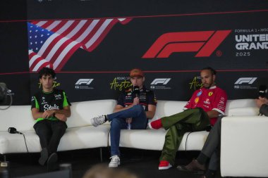  Max Verstappen (NED) - Oracle Red Bull Racing - Red Bull RB21 - Honda RBPT Gabriel Bortoleto (BRA) Stake F1 Team Sauber Lewis Hamilton (GBR) - Scuderia Ferrari SF-25 - Ferrari Formula 1 MSC Seyahati sırasında ABD Grand Prix 2