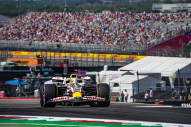 Isaac Hadjar (FRA) Vize Uygulaması RB F1 Takım 17.10.2025, Circuit of The Americas, Austin, ForMULA 1 MSC CRUISES UNITED STATES GRAND PRIX 2025, im Bild Formula 1 MSC Tur ABD Grand Prix 2025, Austin, TX, ABD, 16 Ekim 'den itibaren ABD