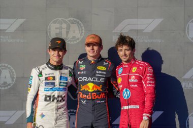  Max Verstappen (NED) - Kahin Red Bull Racing - Red Bull RB21 - Honda RBPT