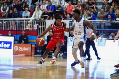 Knight PISTOIA RSR Sebastiani Rieti - Estra Pistoia - Eski Batı Serisi A2 Maschile 2025-2026 - 7. Raunt normal sezon