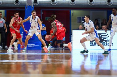 JOHNSON RIETI RSR Sebastiani Rieti ve Estra Pistoia - Eski Batı Serisi A2 Maschile 2025-2026 - 7. Raunt normal sezon