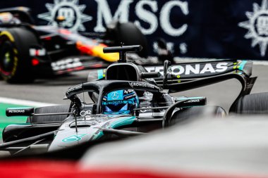  George Russell (GBR) - Mercedes-AMG PETRONAS F1 Takımı - Mercedes W16 - Mercedes E Performansı Formula 1 MSC Cruises Grande Premio de Sao Paulo 2025, Sao Paulo, Brasil, Autodromo Jose Carlos Pace 6-9 Kasım 2025 tarihleri arasında. 24 raundun 21. 