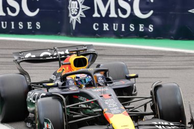  Max Verstappen (NED) - Oracle Red Bull Racing - Red Bull RB21 - Honda RBPT Formula 1 MSC Cruises So Paulo Grand Prix 2025 Autdromo Jos Carlos Pace, So Paulo, Brezilya, 2025 FIA Formula 1 'in 21. raundundan önce 