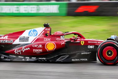  Charles Leclerc (MON) - Scuderia Ferrari - Ferrari SF-25 - Ferrari Formula 1 MSC Cruises Grande Premio de Sao Paulo 2025, Sao Paulo, Brasil, Autodromo Jose Carlos Pace 6-9 Kasım 2025 tarihleri arasında yapılan ön eleme oturumunda Ferrari. 24 raundun 21 'i