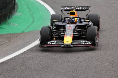  Max Verstappen (NED) - Oracle Red Bull Racing - Red Bull RB21 - Honda RBPT Formula 1 MSC Cruises So Paulo Grand Prix 2025 Autdromo Jos Carlos Pace, So Paulo, Brezilya, 2025 FIA Formula 1 'in 21. raundundan önce 