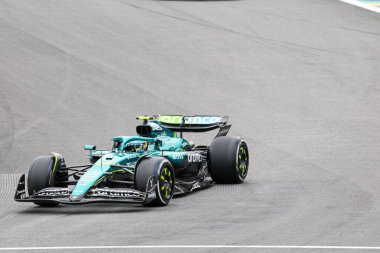 Fernando Alonso (ESP) - Aston Martin Aramco F1 Takımı - Aston Martin AMR25 - Mercedes Formula 1 MSC Cruises So Paulo Grand Prix 2025 Autdromo Jos Carlos Pace, So Paulo, Brezilya