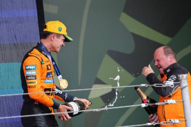 2025 FIA Formula 1 Dünya Şampiyonası 'nın 21. Raundu öncesinde Brezilya' nın Jos Carlos Pace şehrinde yapılan Paulo Grand Prix 2025 Formula 1 Turu sırasında 