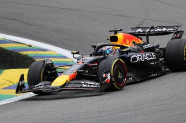  Max Verstappen (NED) - Oracle Red Bull Racing - Red Bull RB21 - Honda RBPT Formula 1 MSC Cruises So Paulo Grand Prix 2025, Jos Carlos Pace, So Paulo, Brezilya, 2025 FIA Formula 1 'in 21. Raundunun önünde 