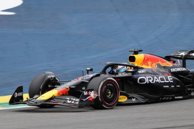  Max Verstappen (NED) - Oracle Red Bull Racing - Red Bull RB21 - Honda RBPT Formula 1 MSC Cruises So Paulo Grand Prix 2025, Jos Carlos Pace, So Paulo, Brezilya, 2025 FIA Formula 1 'in 21. Raundunun önünde 