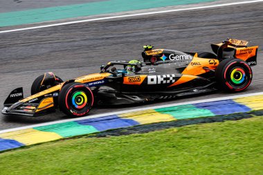  Lando Norris (GBR) - McLaren Formula 1 Takımı - McLaren MCL39 - Mercedes Formula 1 MSC Cruises Grande Premio de Sao Paulo 2025, Sao Paulo, Brasil, Autodromo Jose Carlos Pace 6-9 Kasım 2025 tarihleri arasında. 2025 FIA Formülünün 21. Raundu